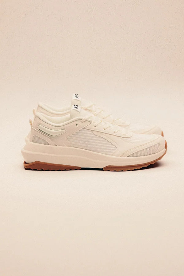 Retro 90s Track-Inspired Design
