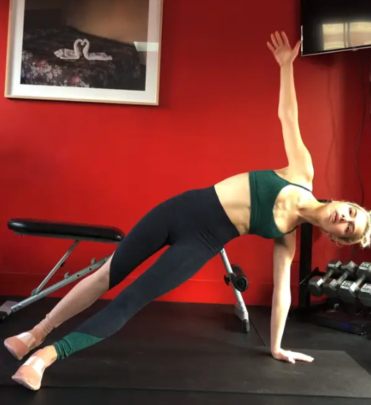 5 Minute Plank Series With Kit Keenan